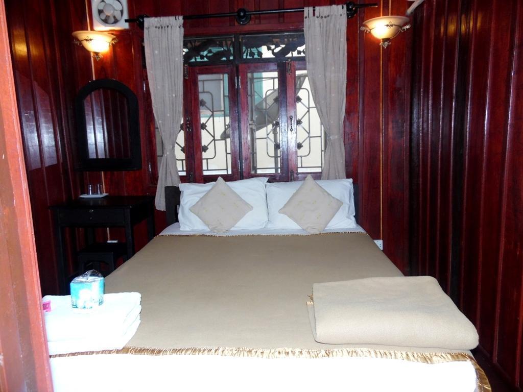Vanvisa Guesthouse Λουάνγκ Πραμπάνγκ Εξωτερικό φωτογραφία