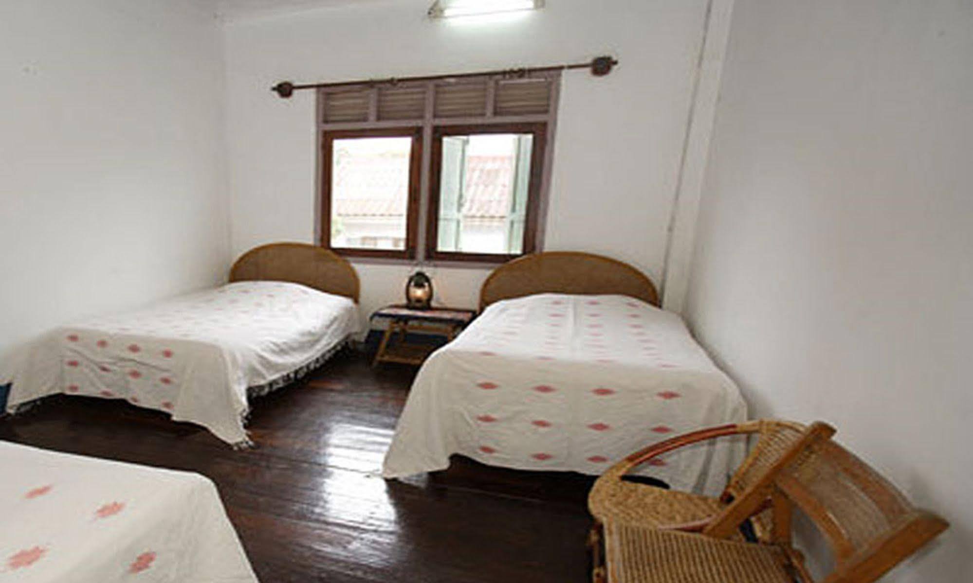 Vanvisa Guesthouse Λουάνγκ Πραμπάνγκ Εξωτερικό φωτογραφία