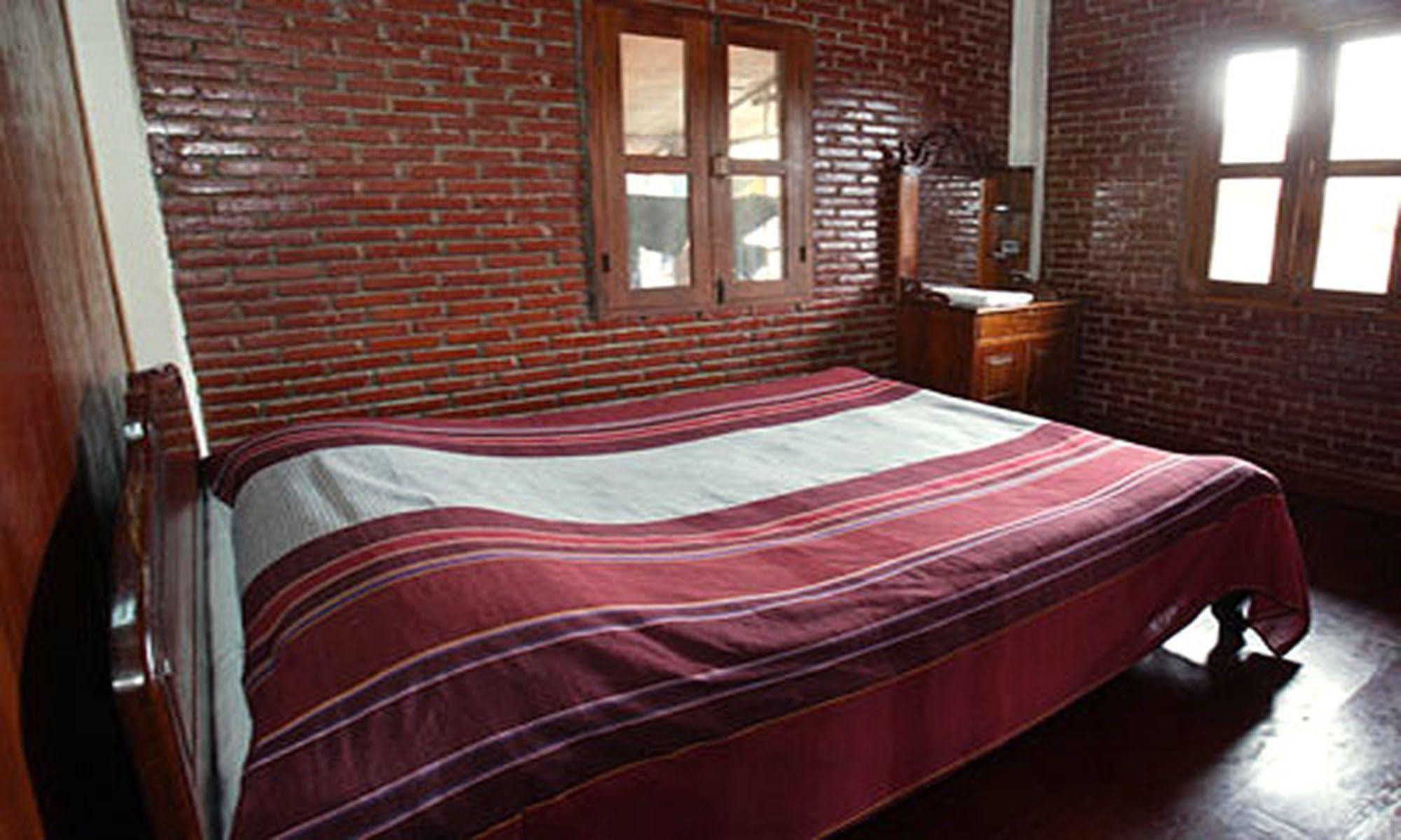 Vanvisa Guesthouse Λουάνγκ Πραμπάνγκ Εξωτερικό φωτογραφία
