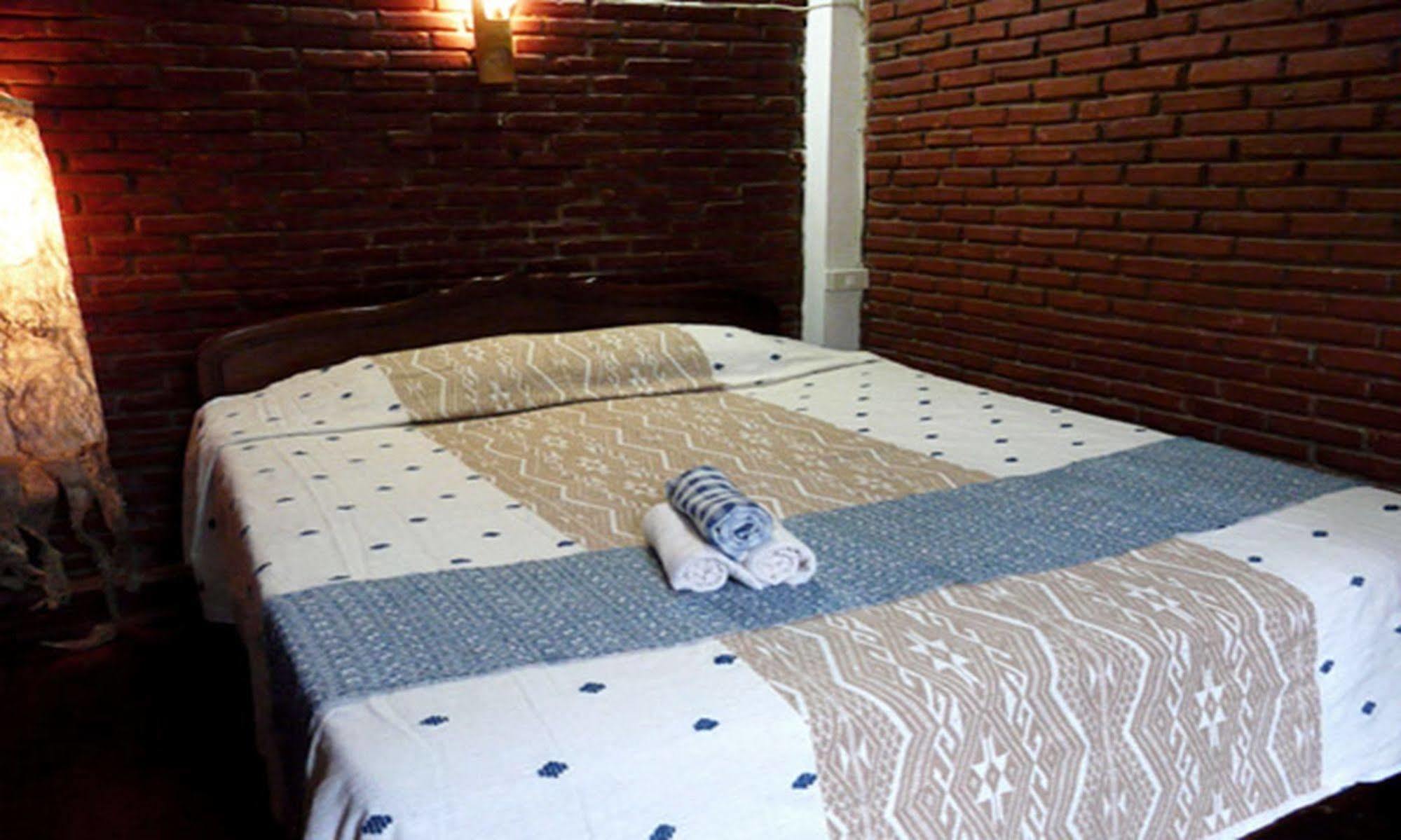 Vanvisa Guesthouse Λουάνγκ Πραμπάνγκ Εξωτερικό φωτογραφία